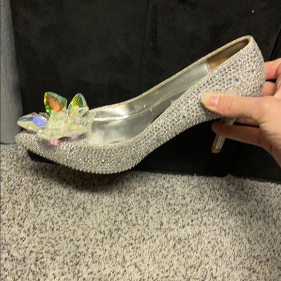 Yasibeina Cinderella shoes - Picture 2 of 5